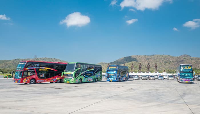 Autobuses turísticos en Tailandia