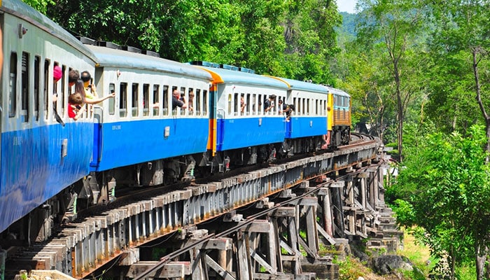 Trenes de Bangkok a Kanchanaburi