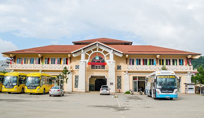 Estación de autobuses en Sapa